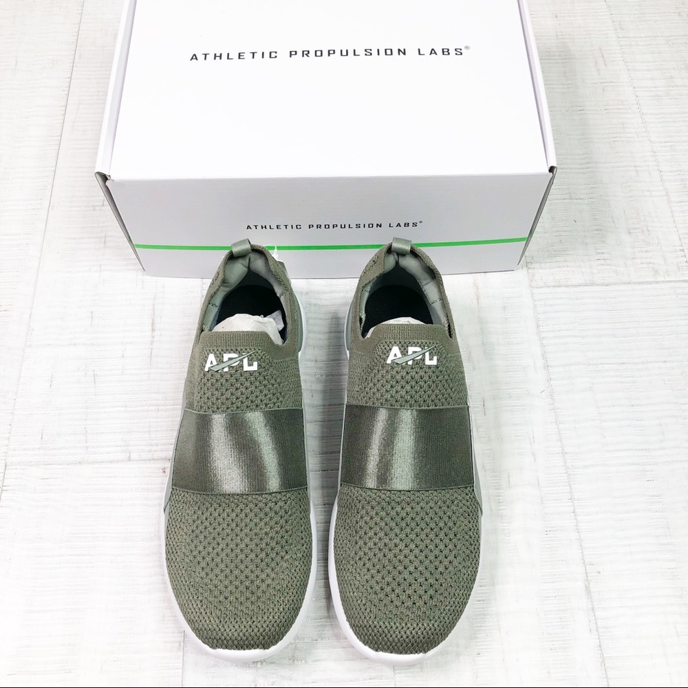 ❤SOLD❤️ APL Woman Techloom Bliss Running Sneaker - Picture 2 of 8